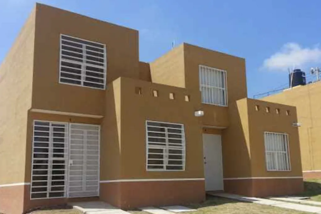 Gobierno e IP trabajan para tener buenas condiciones de vivienda en el estado.