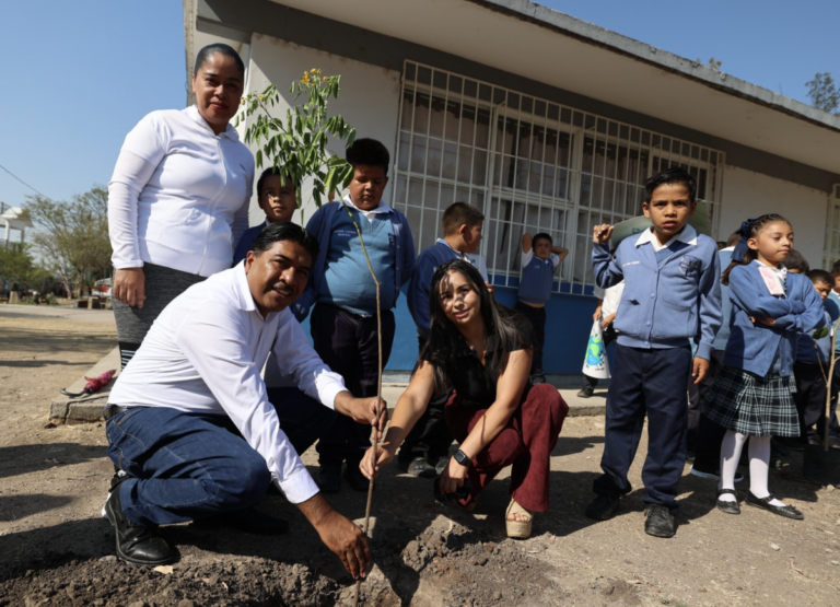 Enriquecen el compromiso por el cuidado del medio ambiente en Purísima del Rincón.