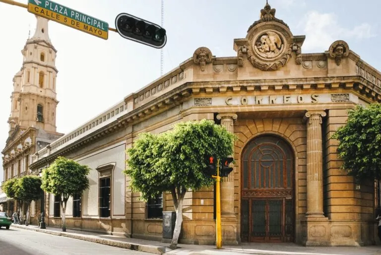Oficina de Correos en León Guanajuato