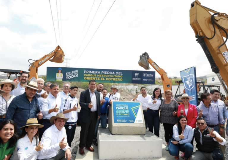 Colocan la primera piedra del Parque Metropolitano Oriente El Potrero.