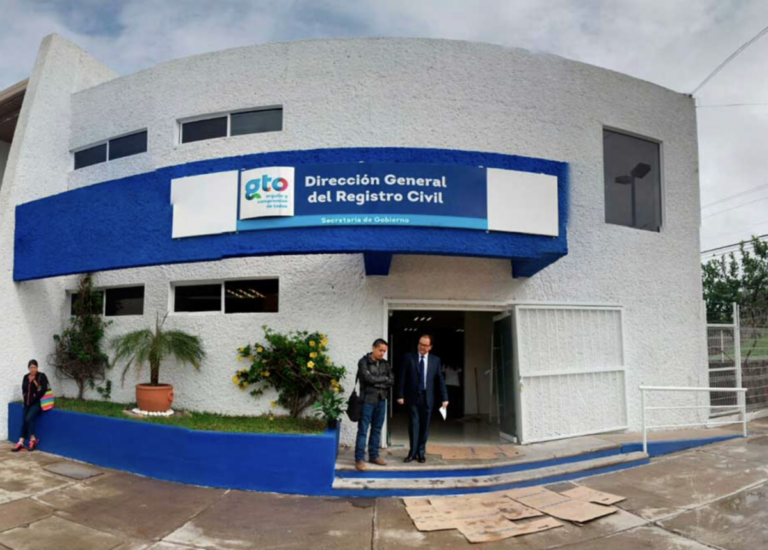 Menor leonés logra amparo para cambiar nombre y género en acta de nacimiento.