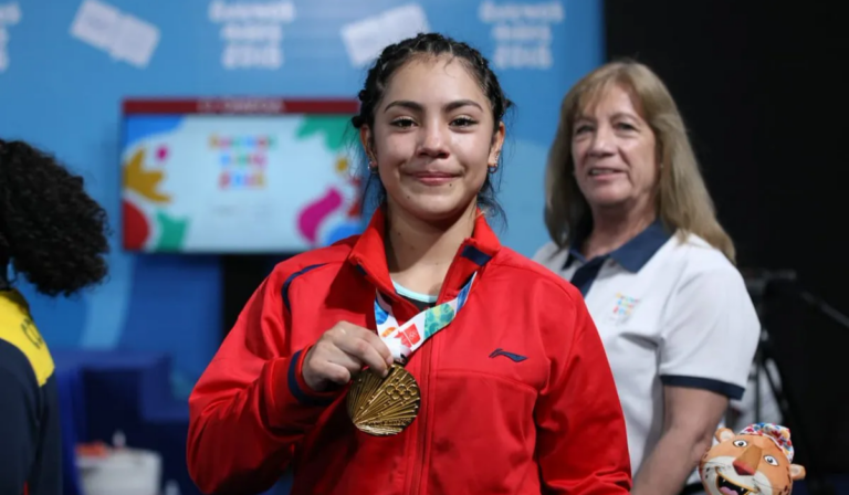 Guanajuatenses se preparan para Mundial de Levantamiento de Pesas