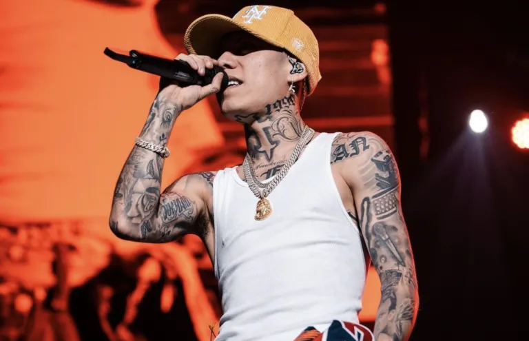 Santa Fe Klan organizó tremenda fiesta en donde era su barrio en Guanajuato.