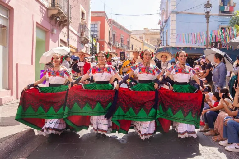 Desfile de la Toma de la Alhóndiga de Granaditas en Guanajuato capital