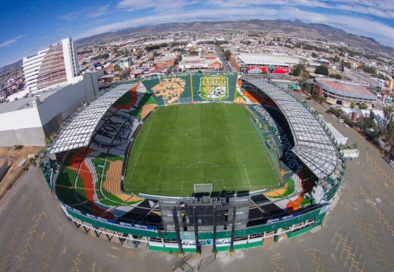 Propietarios de palcos y plateas del Estadio León corren el riesgo de perder su propiedad