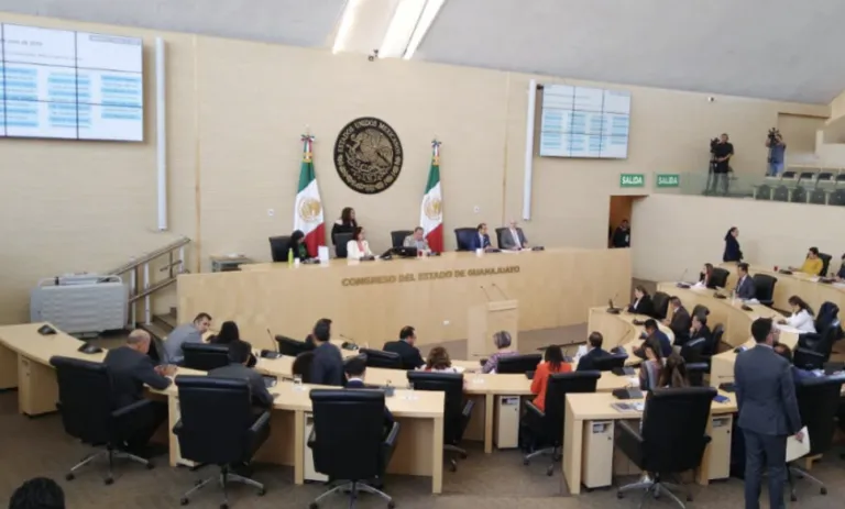 Diputados de Guanajuato preparan viaje a Dubai con fondos públicos