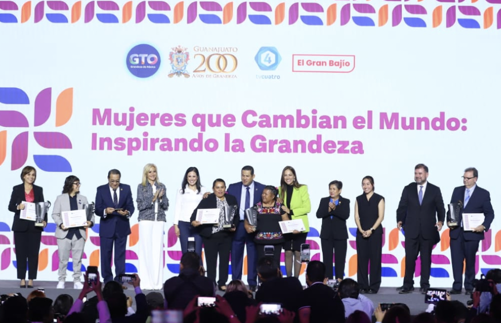 Evento "Mujeres que Cambian el Mundo: Inspirando la Grandeza de Guanajuato".