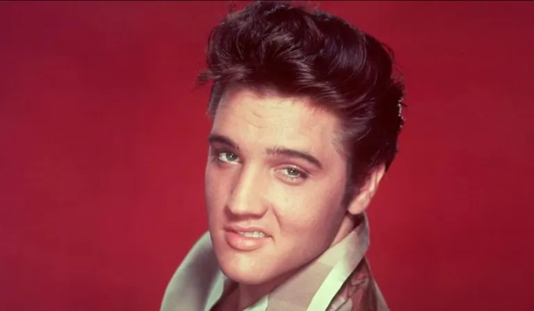 Elvis Presley volverá a los escenarios con IA