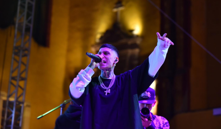 Santa Fe Klan recibe el año nuevo en Guanajuato capital