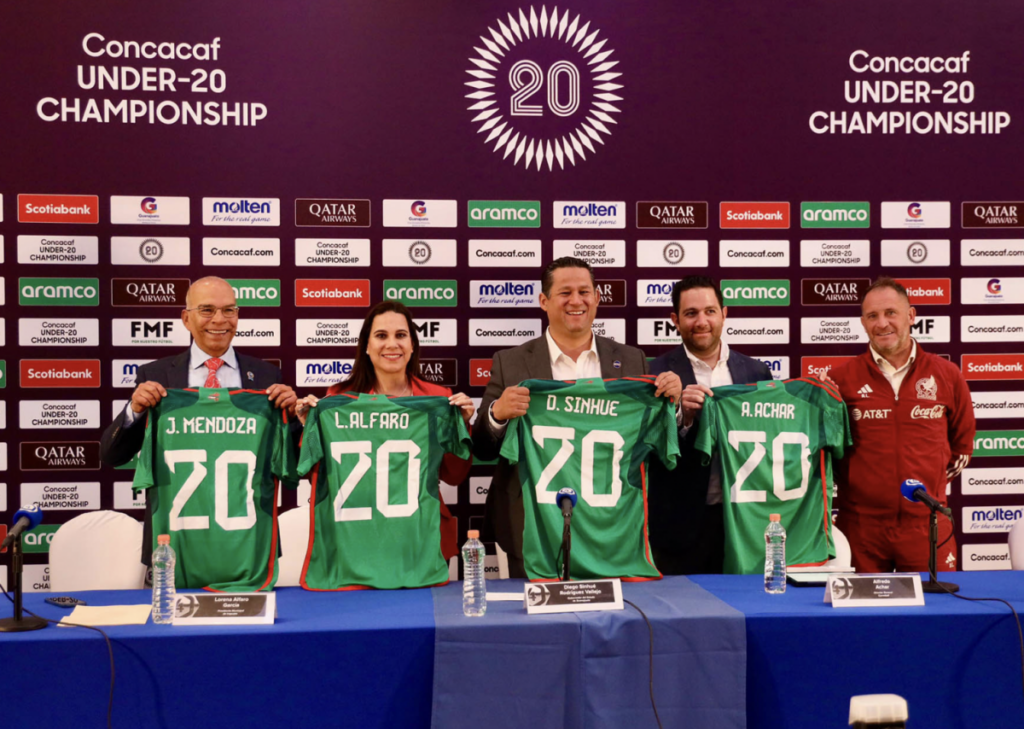 El gobernador guanajuatense estuvo presente en el anuncio de la sede del Premundial Sub 20 de la Concacaf.