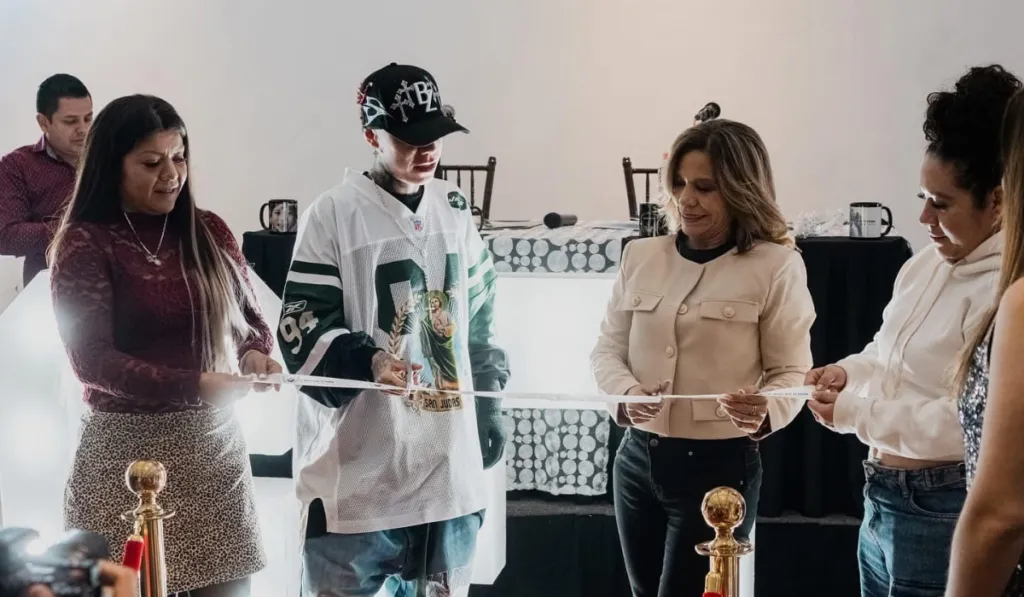 Santa Fe Klan lanza 'El Ángel que te cuida', una fundación para apoyar a los más necesitados en Guanajuato