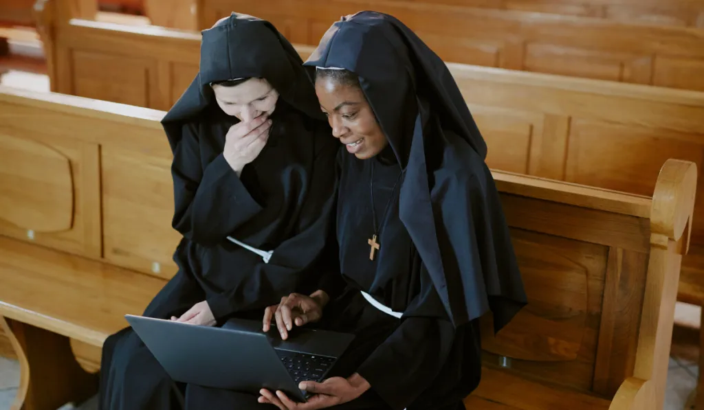 ¿Ser monja por unos días? Invitación viral de un convento en España