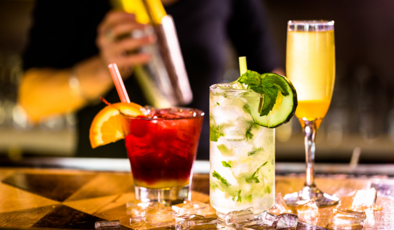 Celebra el día mundial del cóctel con estas recetas