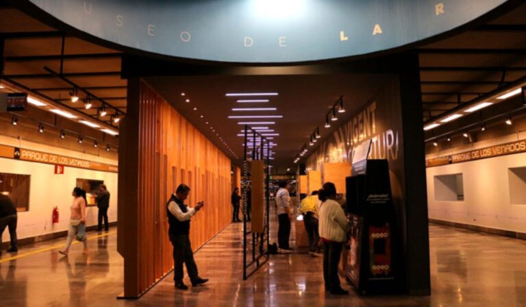 Museo de la Radio en el Metro de CDMX