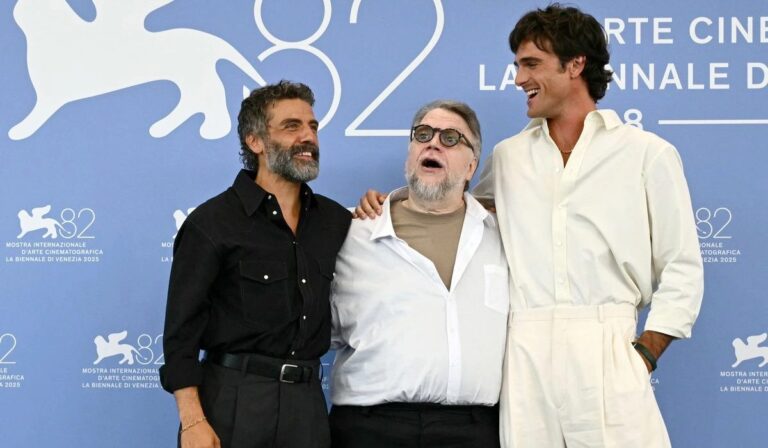 Guillermo del Toro conquista Venecia con “Frankenstein” y una ovación de 13 minutos