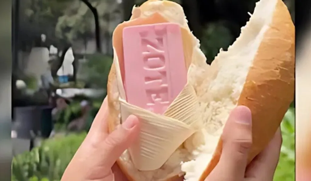 “TamalZote”: el tamal que parece jabón Zote y conquista la CDMX