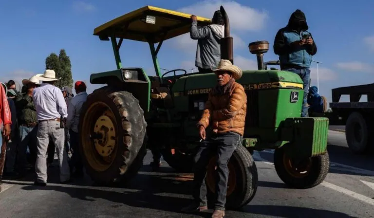 Campesinos de Guanajuato preparan bloqueos en carreteras este lunes 27
