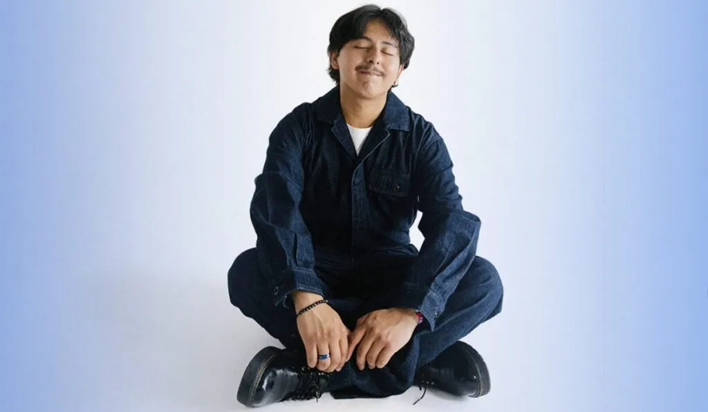 De barrendero a estrella viral: la historia de Macario Martínez, el cantante que conquistó TikTok y ahora llena estadios