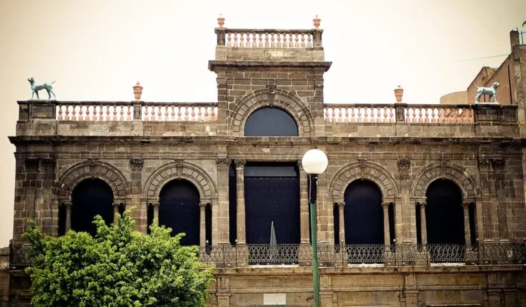 Los lugares más terroríficos de Guadalajara según la IA