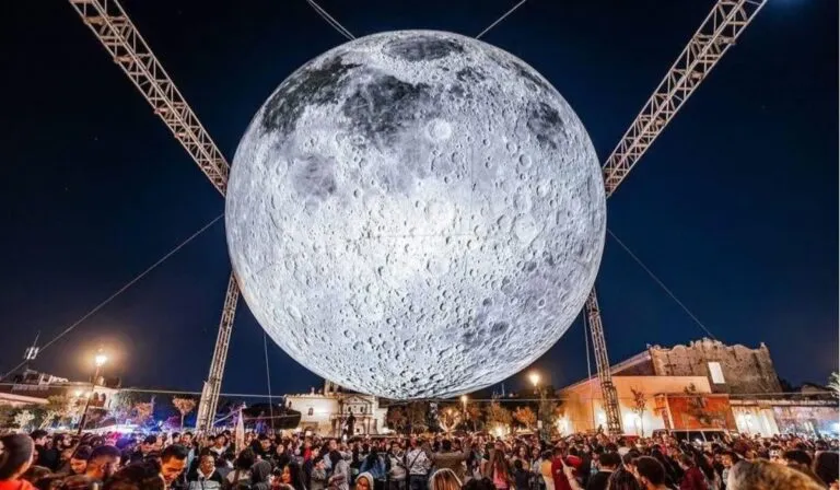 Más de 141 mil personas han disfrutado “La Luna llega a Querétaro”: una experiencia que ilumina la cultura local