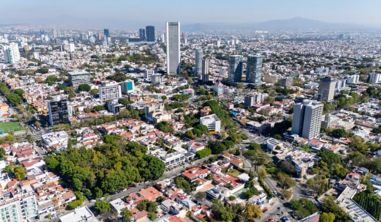 "Mi Primera Renta”: el programa que ayudará a jóvenes de Jalisco a pagar hasta la mitad de su renta