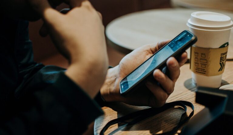 Profeco lanza alerta por “apps robadatos”: así consumen tus megas y acceden a tu información