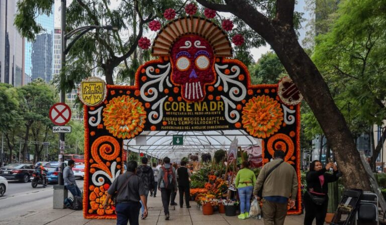 Reforma se pinta de naranja: regresa el Festival de Flores de Cempasúchil 2025