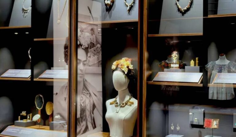 Secretos al descubierto: cartas inéditas e intimidad de Frida Kahlo en nuevo museo