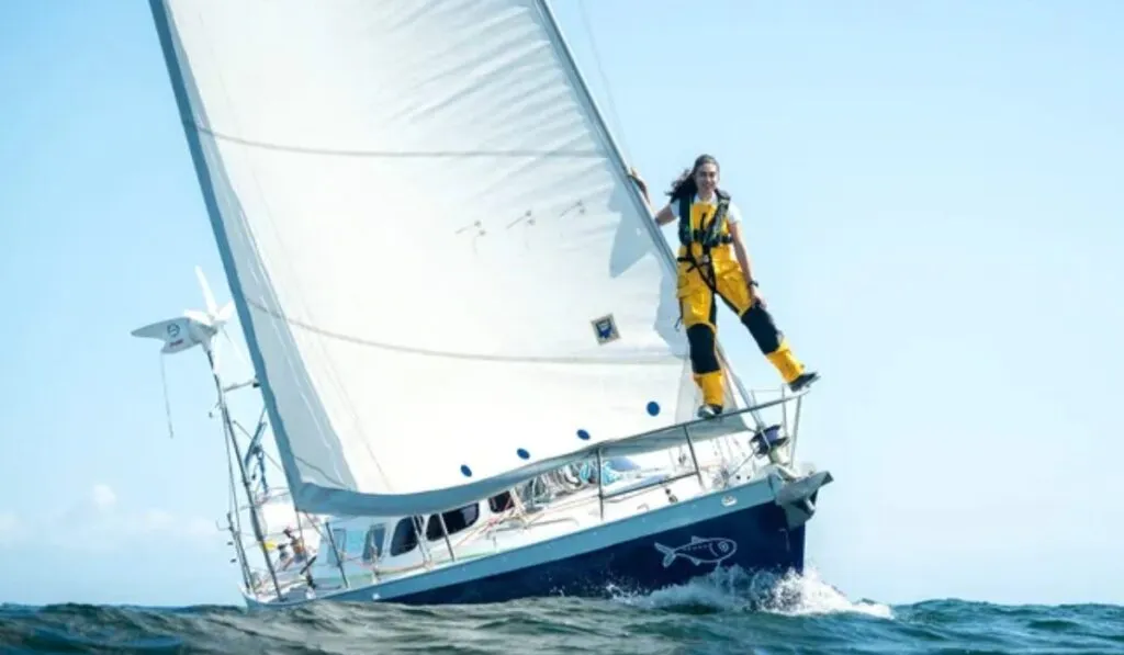 Tamara Klink: la navegante brasileña que conquistó el Paso del Noroeste en solitario