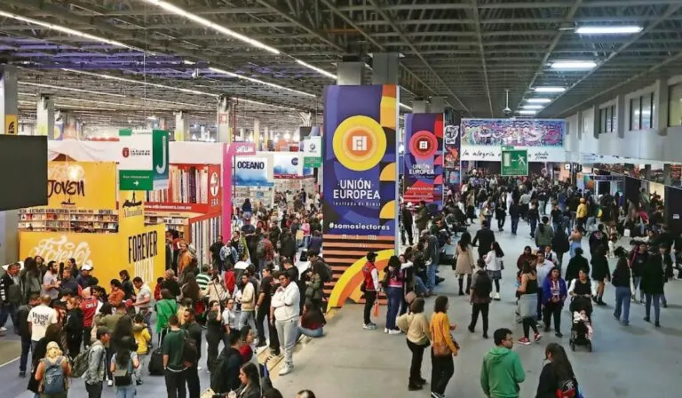 FIL Guadalajara 2025: Barcelona llega “con flores” y más de 3,000 actividades para todos