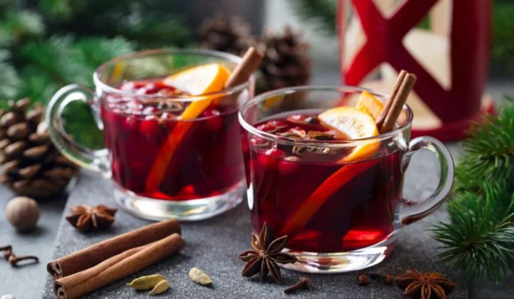 Alemania llega a la CDMX: así será el mercado navideño con vino caliente, salchichas y música