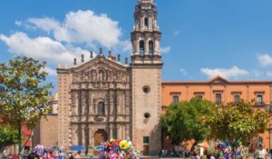 Escapada con aguas termales: cuánto cuesta hospedarte en cabañas en Santa María del Río