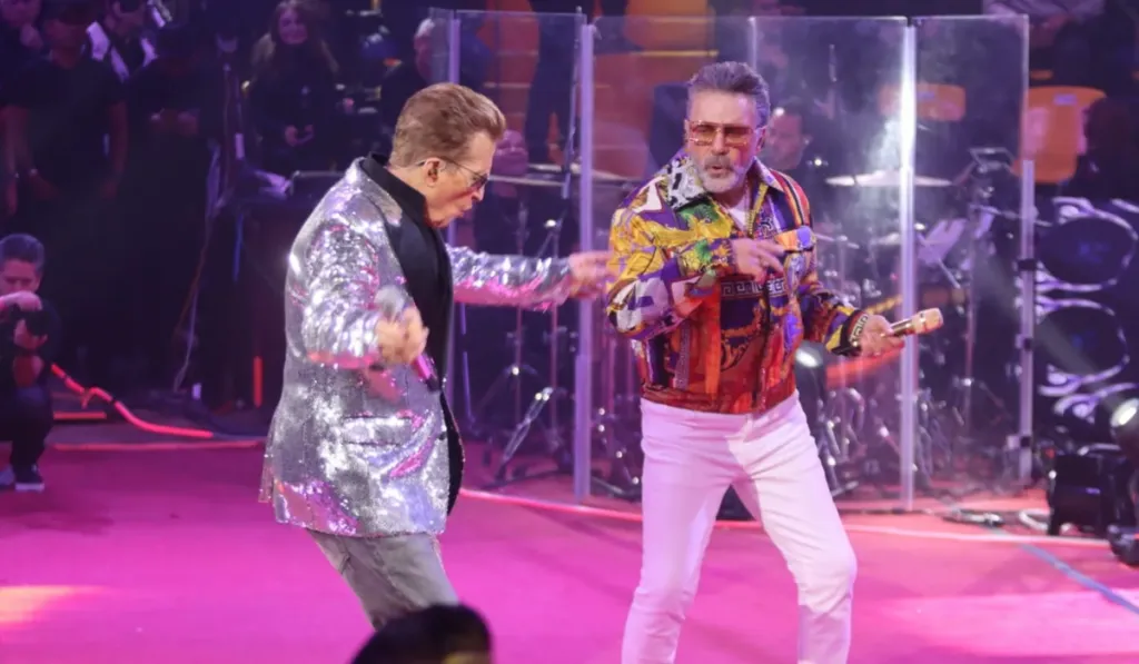 Emmanuel y Mijares llenan de nostalgia y energía el Palenque de la Feria de León 2026