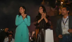 Solareón ilumina León: una escultura monumental celebra 450 años de historia