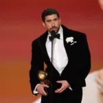 Bad Bunny y Billie Eilish alzan la voz en los Grammy con un contundente “¡Fuera ICE!”