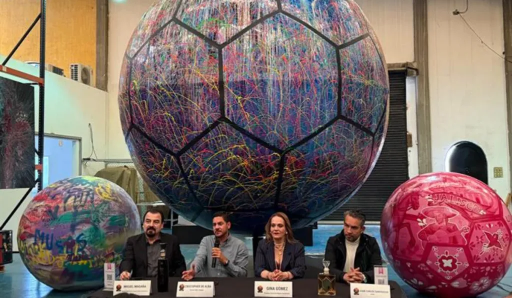 Balones gigantes llenarán Jalisco de arte rumbo al Mundial 2026