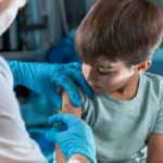 Campaña de vacunación 2026 ya comenzó: estos son los grupos que deben vacunarse