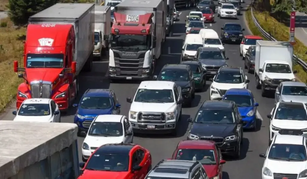 Paro nacional 6 de abril: transportistas y campesinos anuncian bloqueos en todo México