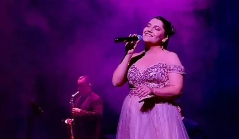 Romina Rayón: la soprano de Celaya que lleva la música mexicana a escenarios internacionales