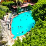 Un oasis oculto en el semidesierto: el balneario de Querétaro con cascada y hospedaje ideal para primavera