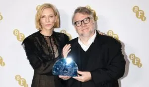Guillermo del Toro da mensaje sobre México tras histórico premio en Inglaterra