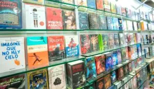 León abre la FENAL 37 con una avalancha cultural: más de 340 actividades gratuitas celebran la lectura