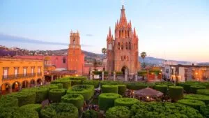 Ruta de lujo en San Miguel de Allende generará más de 1,400 empleos y fortalecerá el turismo premium en Guanajuato.