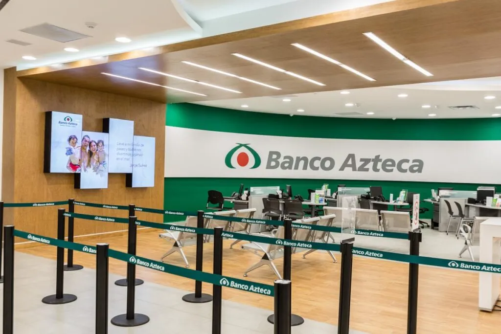 Banco Azteca quita comisiones en envíos de ayuda a Venezuela