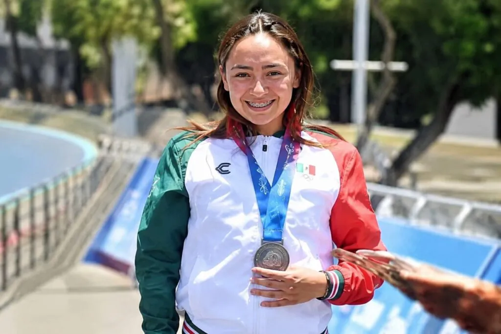 Medalla de Sara Roel para Guanajuato en Santo Domingo tras superar un tumor cerebral