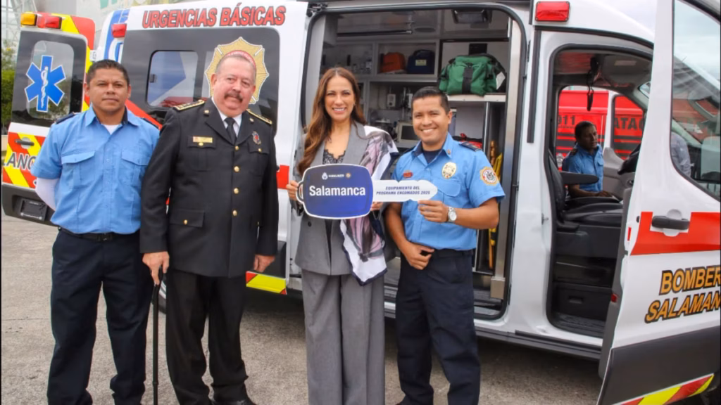 Bomberos de Guanajuato reciben nuevas unidades, herramientas y equipo de protección para atender emergencias en 22 municipios.