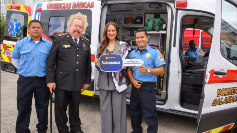 Bomberos de Guanajuato reciben nuevas unidades, herramientas y equipo de protección para atender emergencias en 22 municipios.