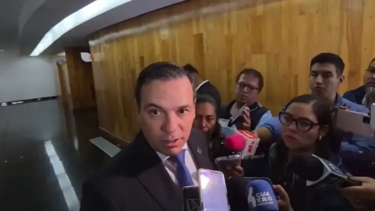Hallan más de 3 toneladas de químicos en narcolaboratorio de Acámbaro