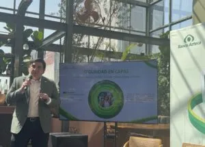 Banco Azteca responde a la clonación con cobertura ante riesgo digital