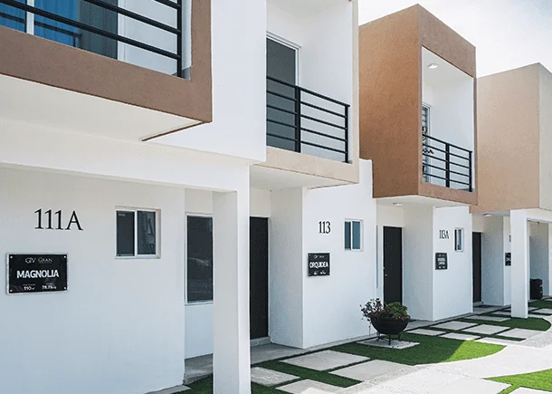 El precio, la ubicación y los gastos de traslado influyen en las decisiones de vivienda de las familias en Guanajuato.